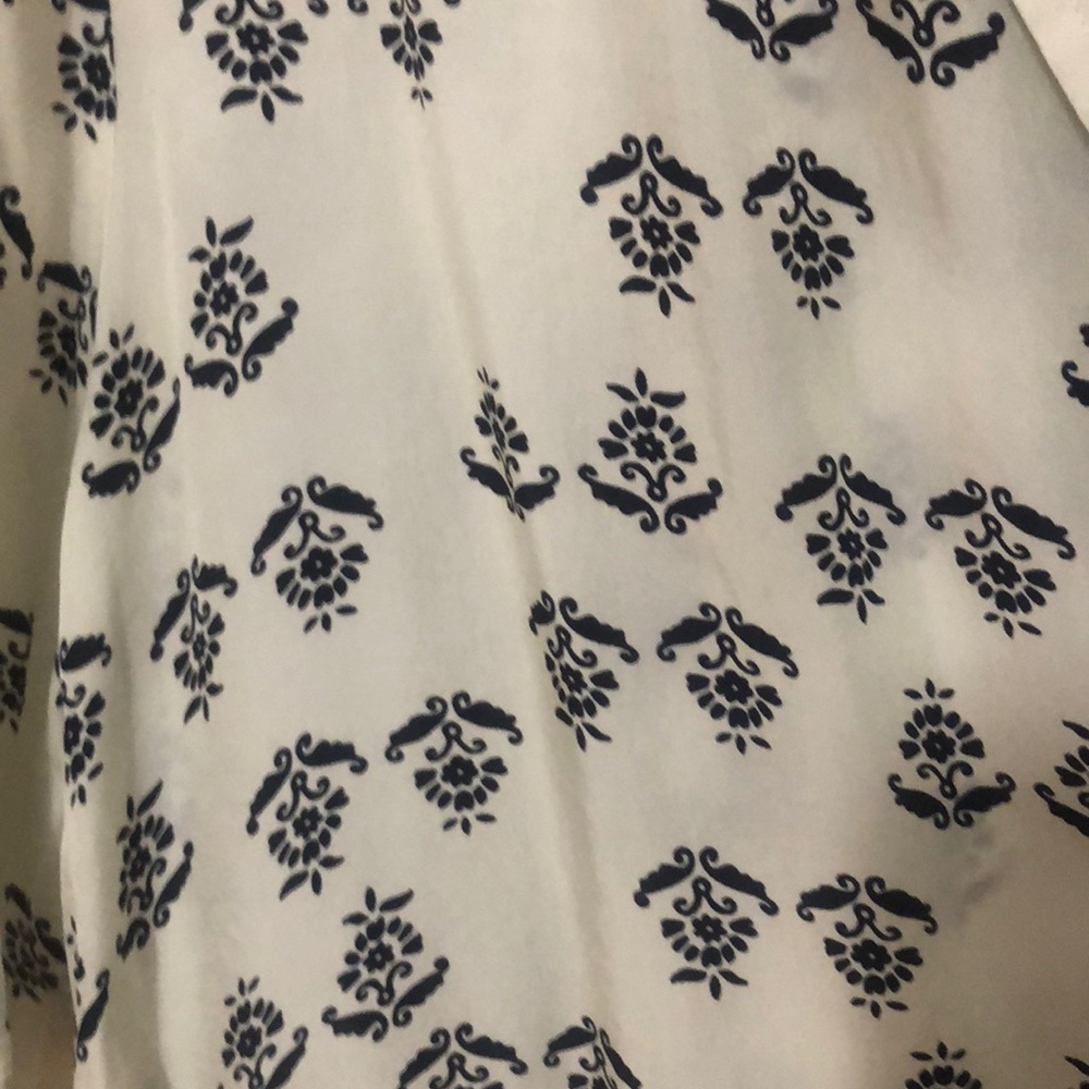 Printed Button Down Top - Picture 2 of 3